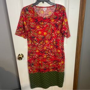 LuLaRoe Red and Green Floral Top L women dress used